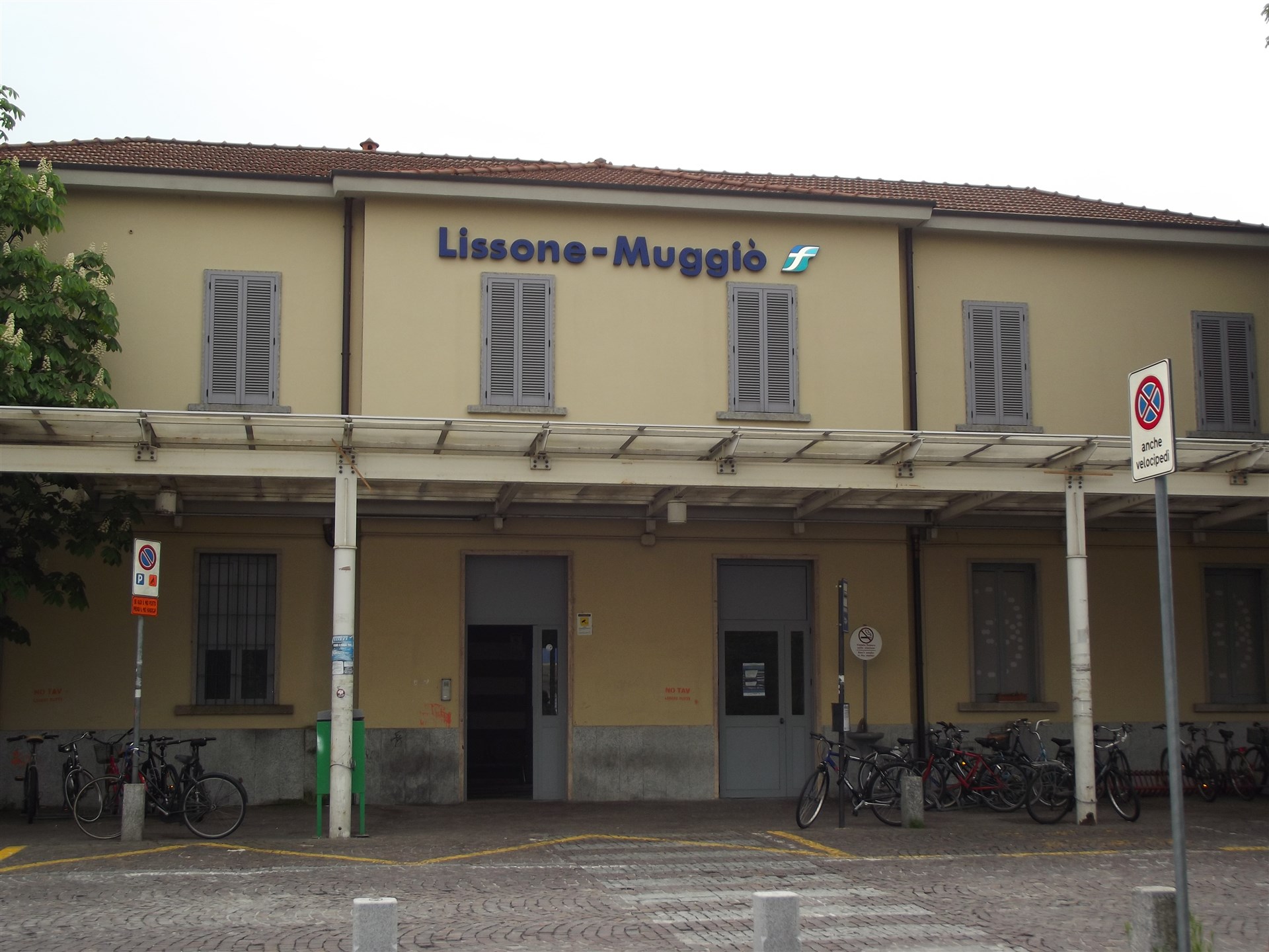 stazione_di_lissone.jpg